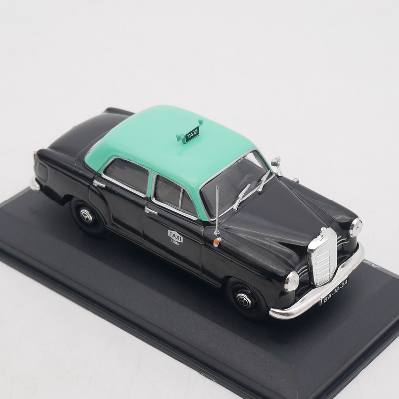 IXO Modèle de voiture classiqu - Vintage Collectible Classics avis et prix